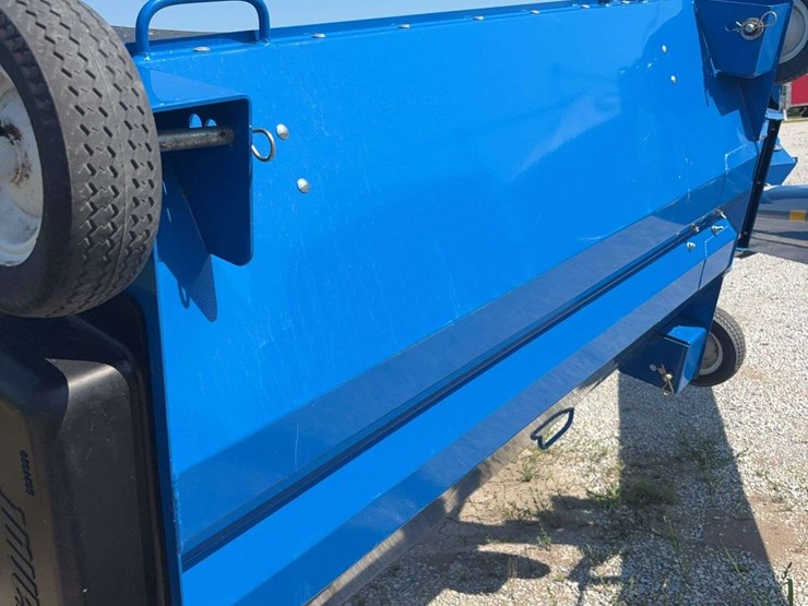 2022-brandt-13x90xlt-swing-away-auger,-hyd-raise-swing-away,-540pto,-less-than-60,000-bushel-ran,-still-has-the-paint-on-swing-away-augers,-twin-cylinder,-s/n--4905-image-31