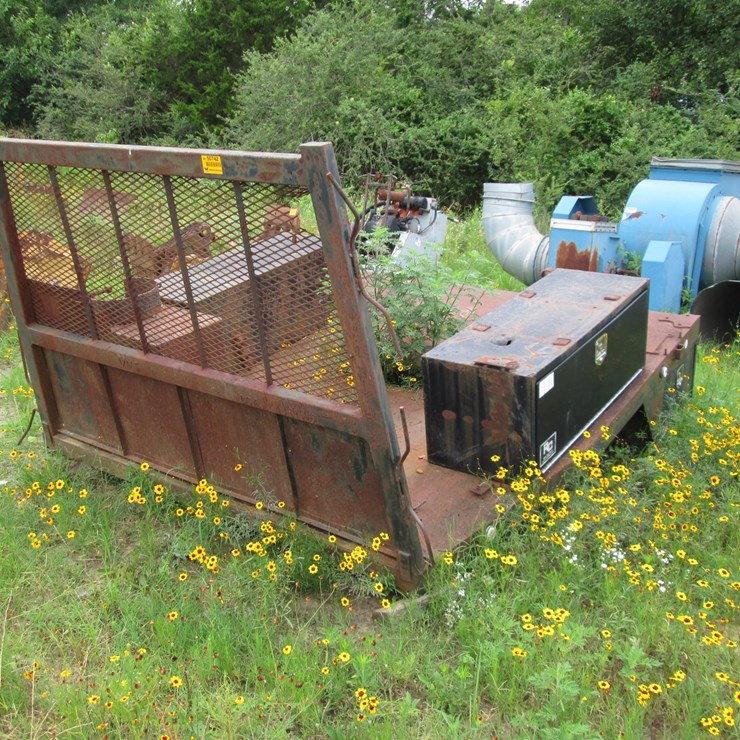HOMEMADE FLAT BED