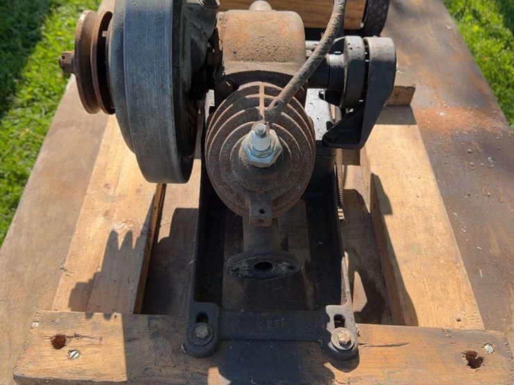 (2)-maytag-engines-image-13
