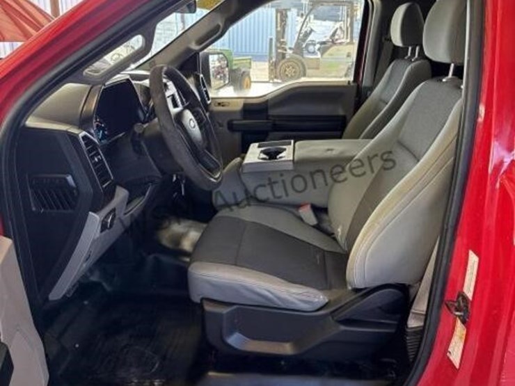 2017-ford-f150-image-22
