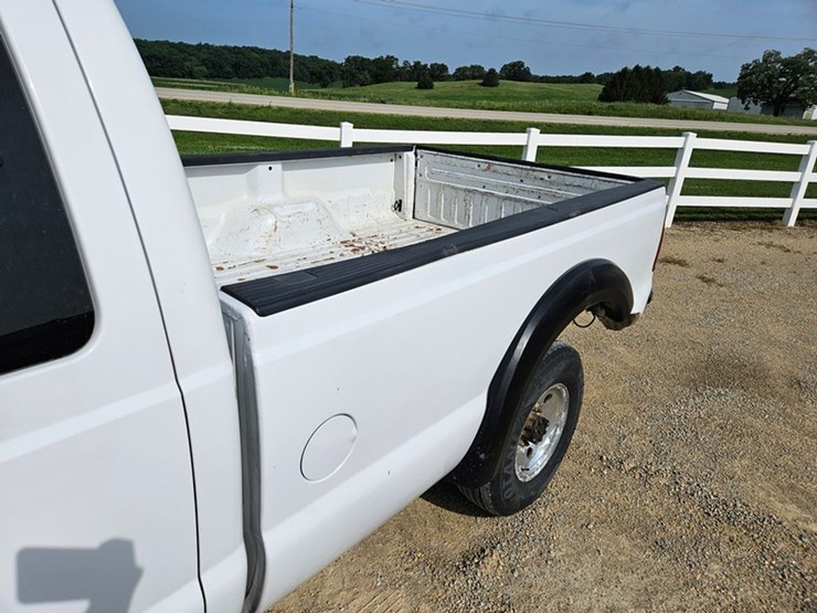 2004-ford-f250-xlt-image-12
