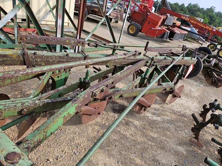 john-deere-5-image-11