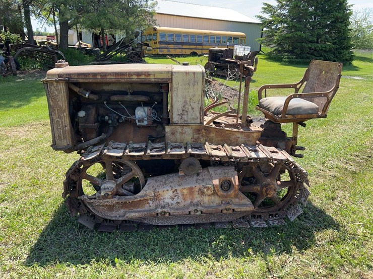 caterpillar-2-ton-image-6