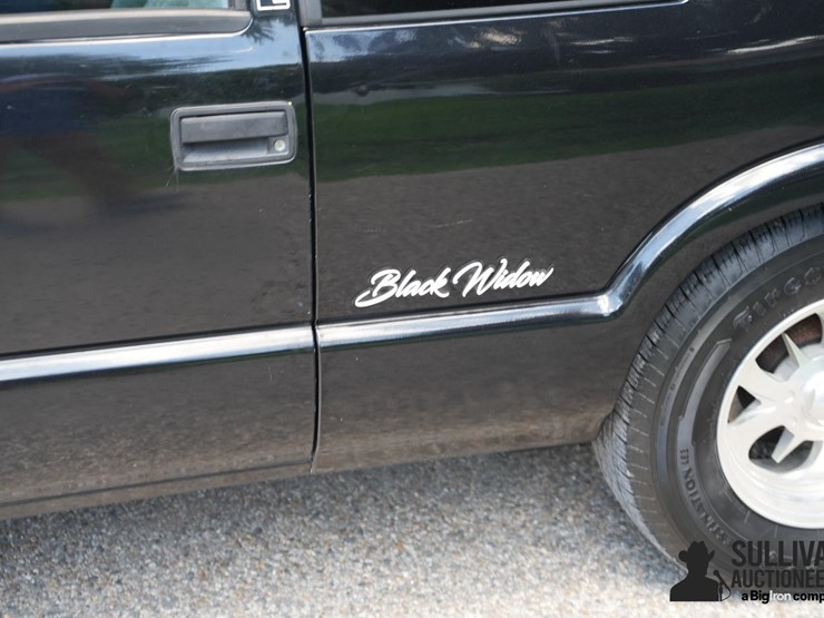 1999-chevrolet-blazer-image-16
