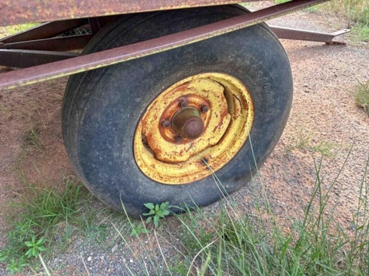 24'-trailer-w/-metal-mesh-caged-sides-image-9