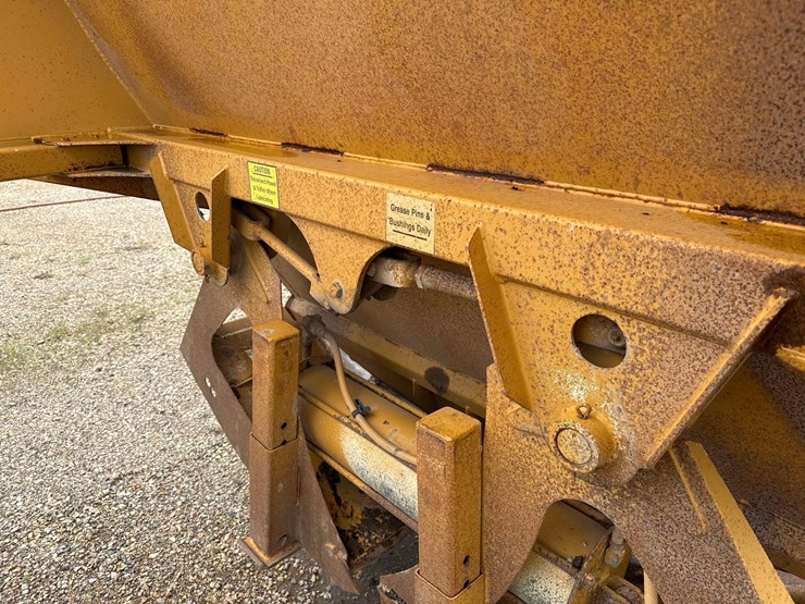 r-way-belly-dump-trailer-image-30