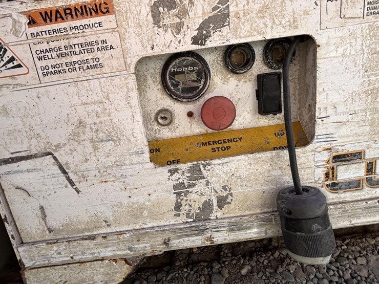 2005-custom-equipment-hb1030-image-6