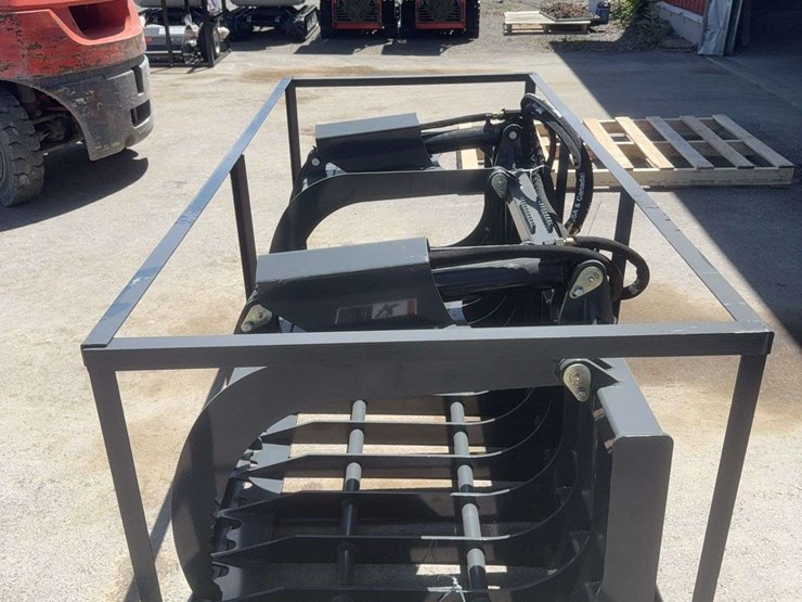 skid-steer-grapple---84"-sf-sg84-image-2