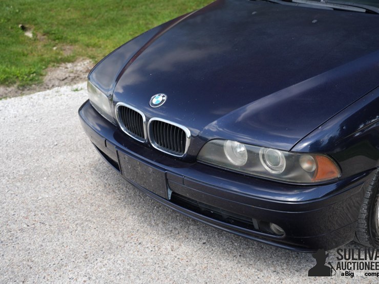 run-#228---2003-bmw-530i-sedan-image-9