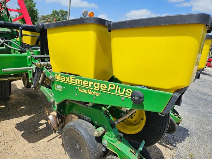 john-deere-1760-image-10