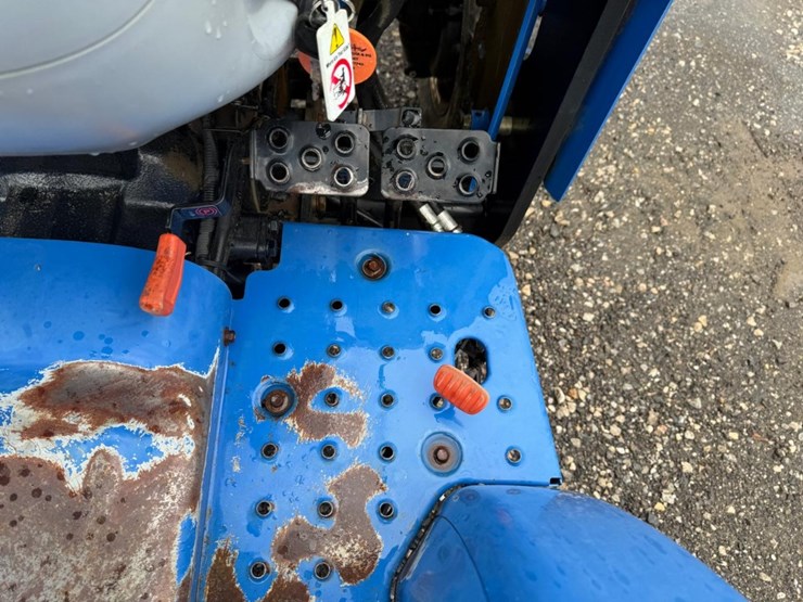 new-holland-workmaster-40-image-25