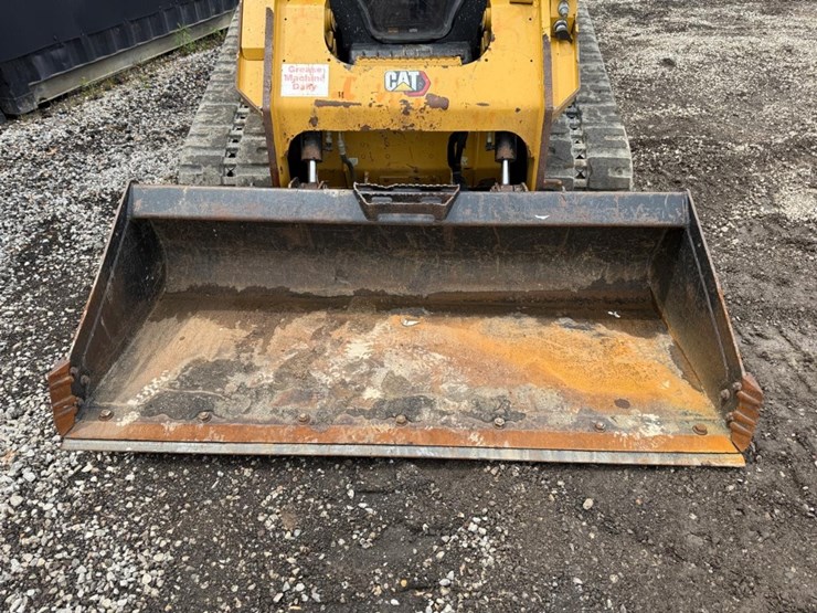 2022-caterpillar-289d3-image-9