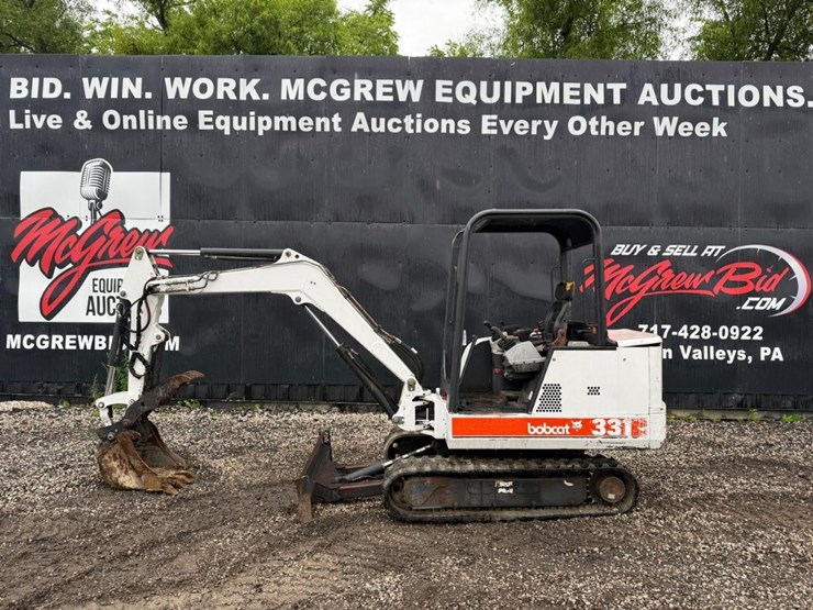 bobcat-331-image-1