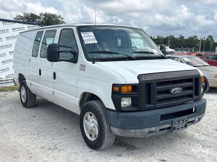 2021-mercedes-benz-sprinter-4500-image-2