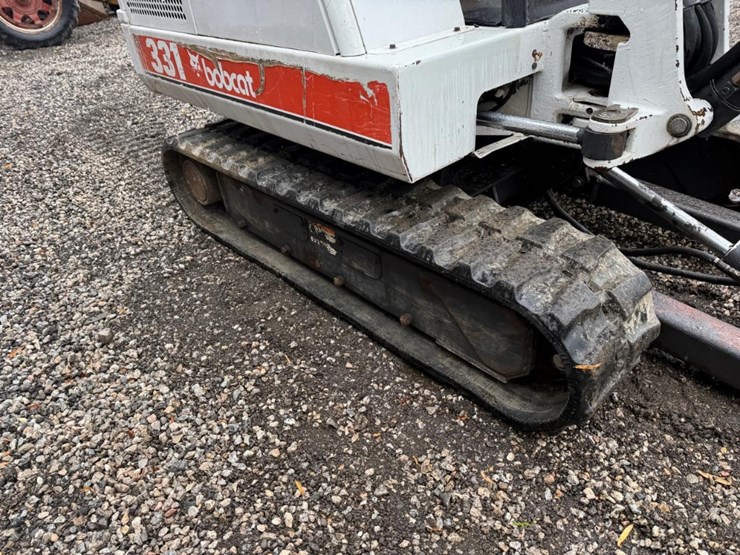 bobcat-331-image-11