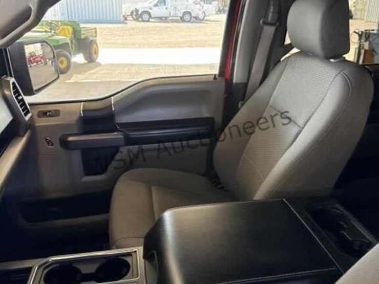 2019-ford-f150-image-21
