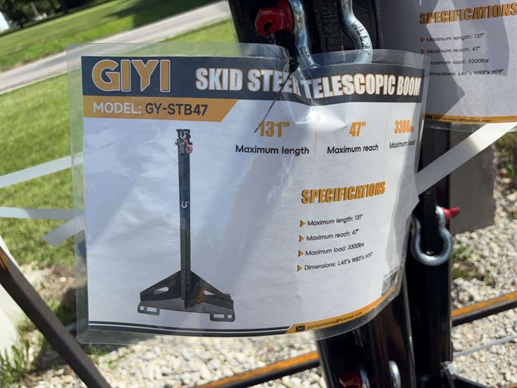 giyi-gy-stb47-skid-steer-telescopic-boom-attachment-image-1