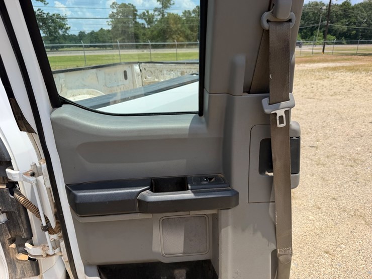 2018-ford-f250-image-11