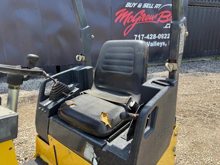 2017-bomag-bw900-50-image-14
