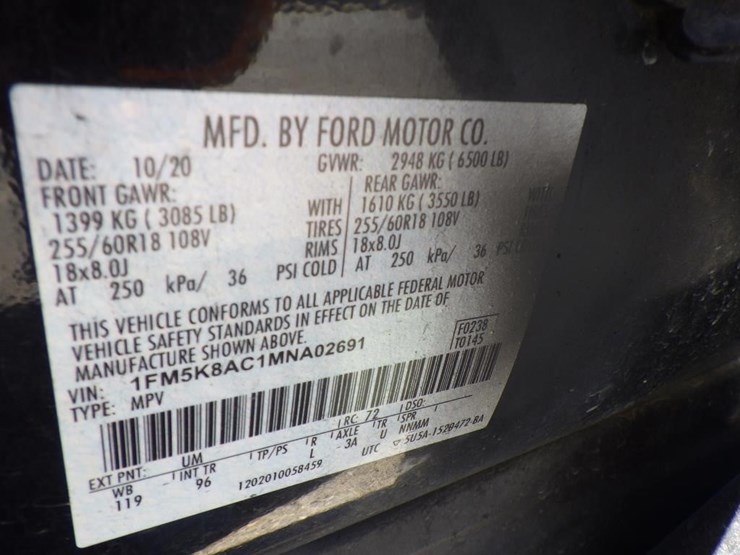 2021-ford-explorer-image-16