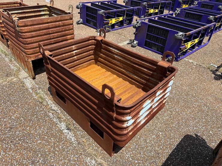 #9443-•-metal-storage-bin-image-4