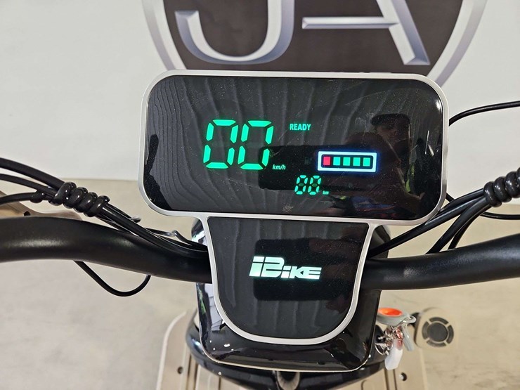electric-tricycle-image-14