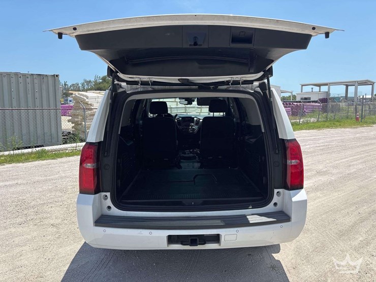 2019-chevrolet-tahoe-image-16
