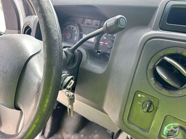 2021-mercedes-benz-sprinter-4500-image-19