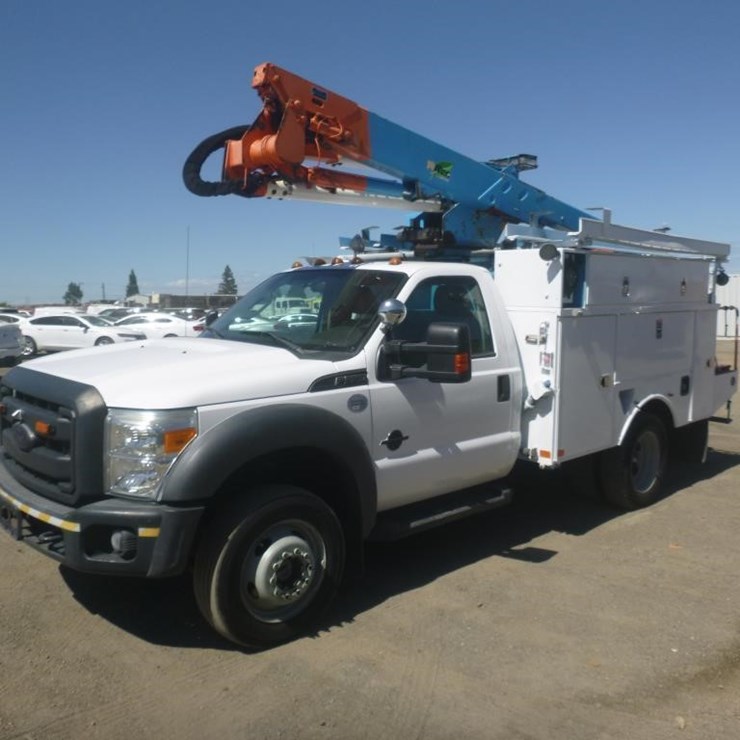 2013 FORD F550
