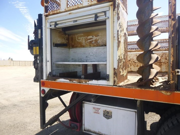 2007-international-durastar-4400-image-31