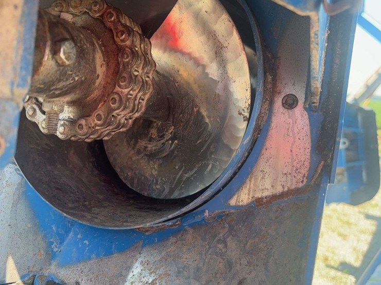 2014-brandt-10x70-swing-away-auger,-90-degree-gar-box-for-side-or-front-pto,-540pto,-s/n--111641-image-12