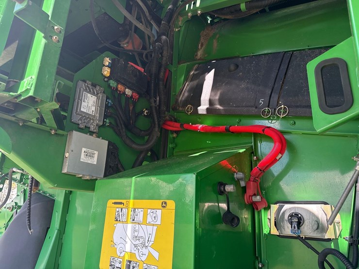 2010-john-deere-9870-sts-image-19