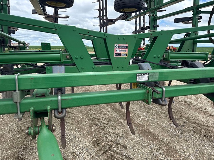 john-deere-2410-image-9