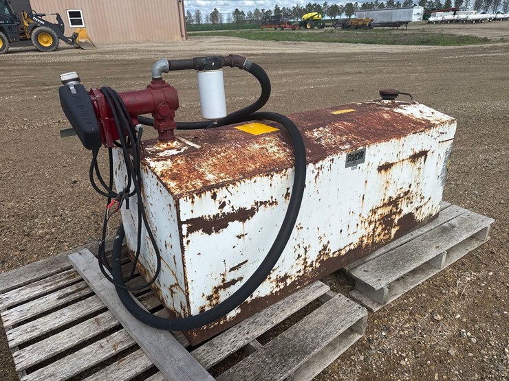 service-tank-with-pump-image-2