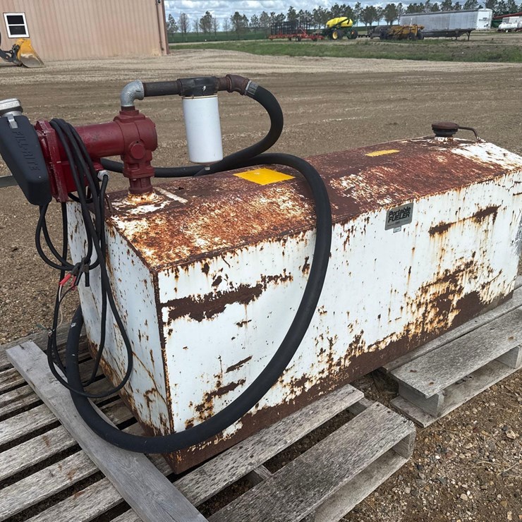Service Tank With Pump