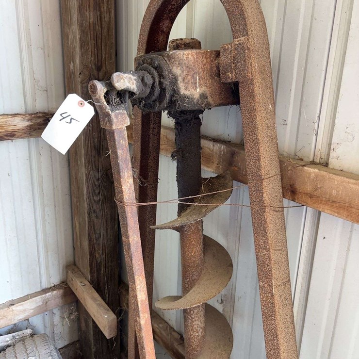 PTO Post-Hole Digger with 2-pt Fast Hitch