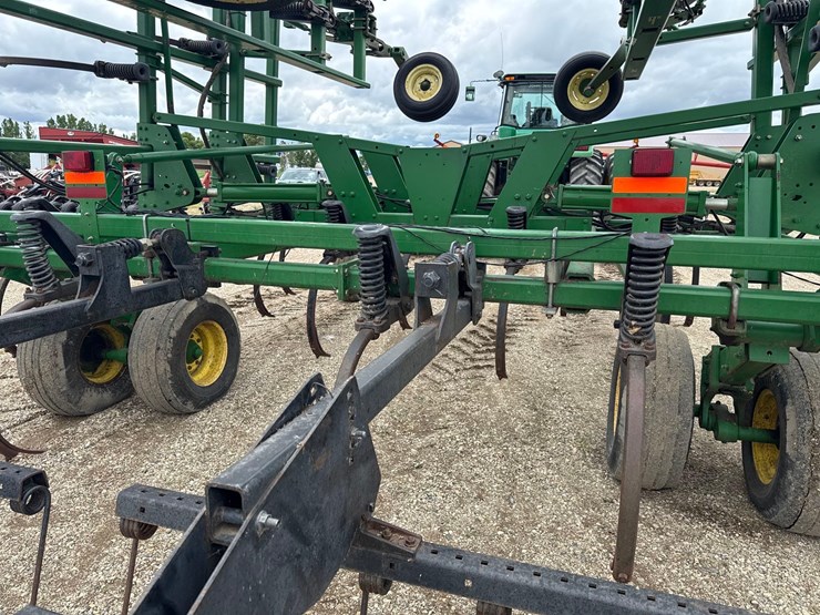 john-deere-2410-image-15