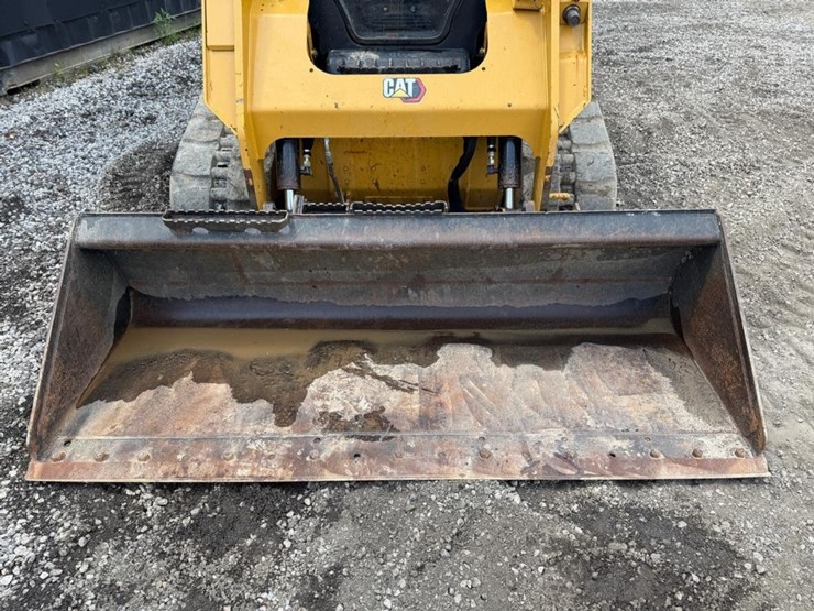 2021-caterpillar-259d3-image-9