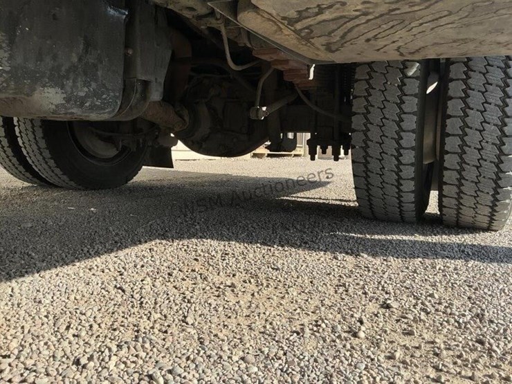 2015-ford-f550-image-29