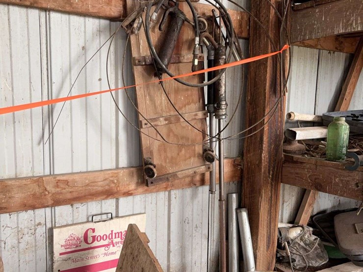 assorted-farm-and-shop-equipment-lot-image-12