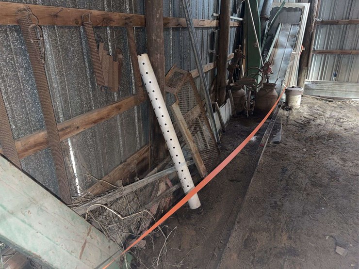 assorted-farm-equipment-and-agrigold-signage-lot-image-5