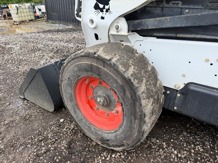 2018-bobcat-s770-image-16