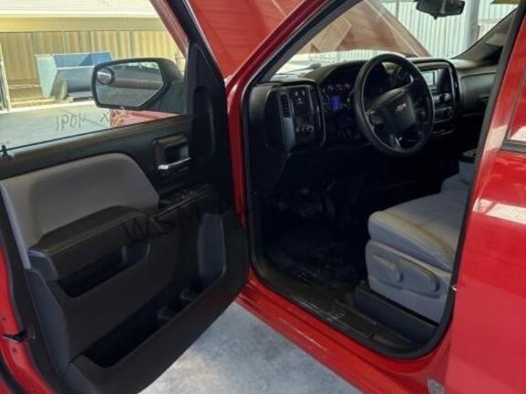 2015-chevrolet-silverado-1500-image-23
