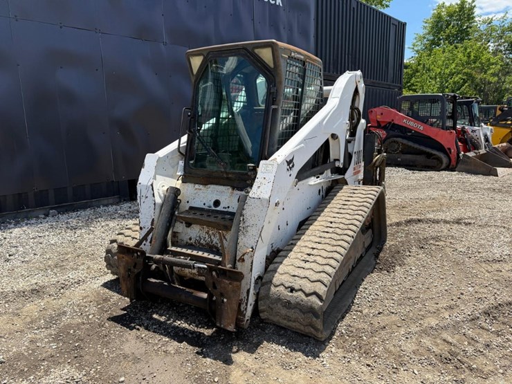 bobcat-t300-image-8