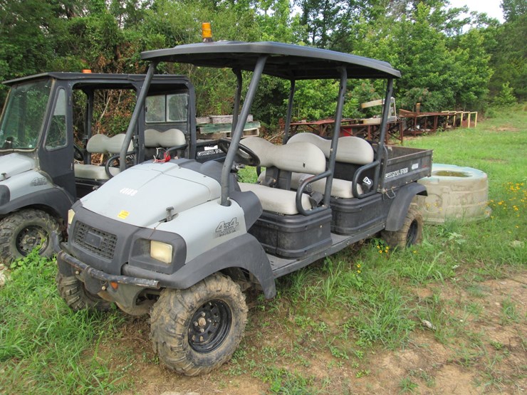 club-car-carryall-1700-image-1