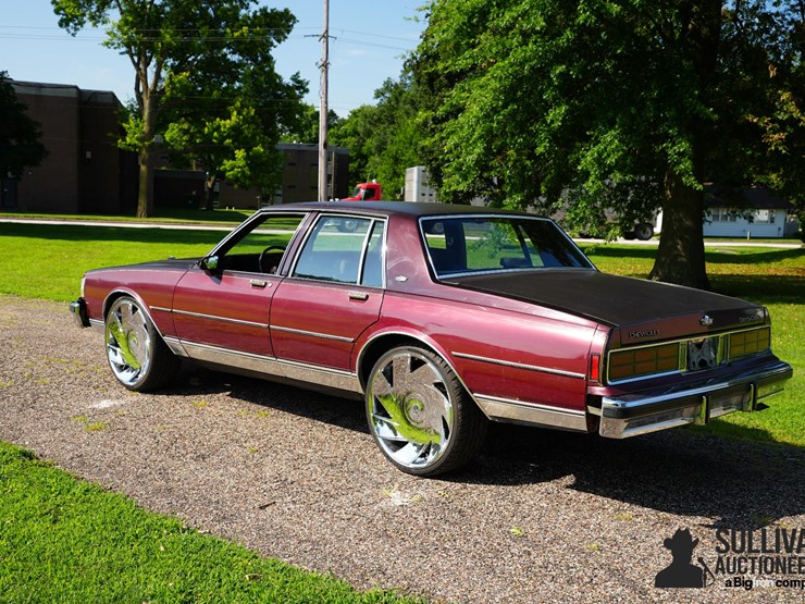 run-#30---1988-chevrolet-caprice-sedan-image-7