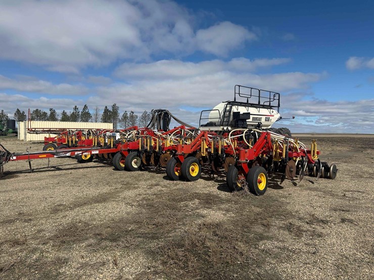 2006-bourgault-8710-air-seeder-image-2