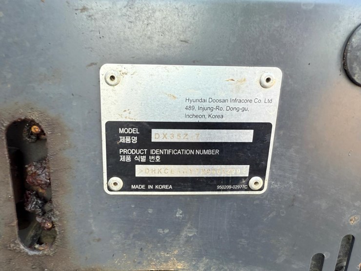 2022-doosan-dx35z-image-25