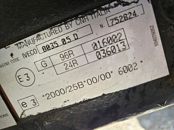 new-holland-tt60a-image-42