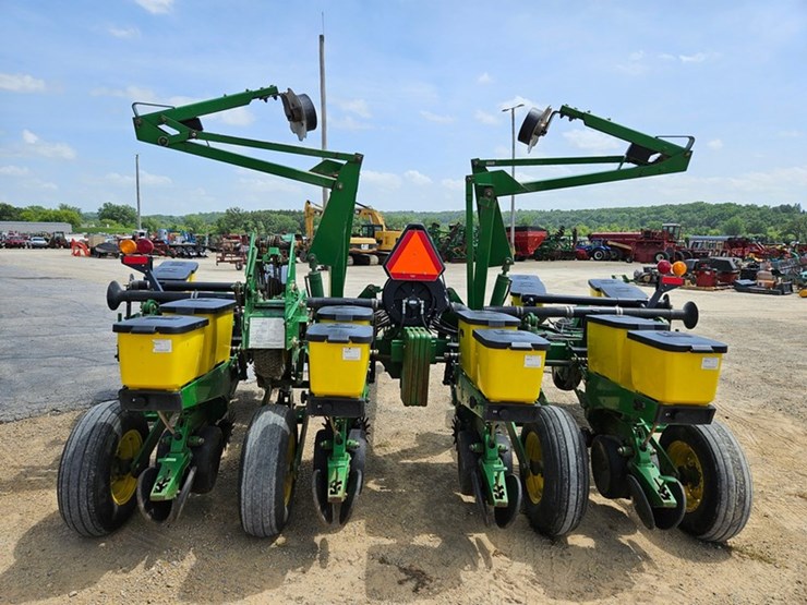 john-deere-1760-image-4